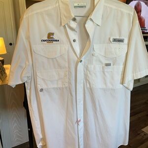 Columbia White Casual Button Down Shirt Lightweight Breathable